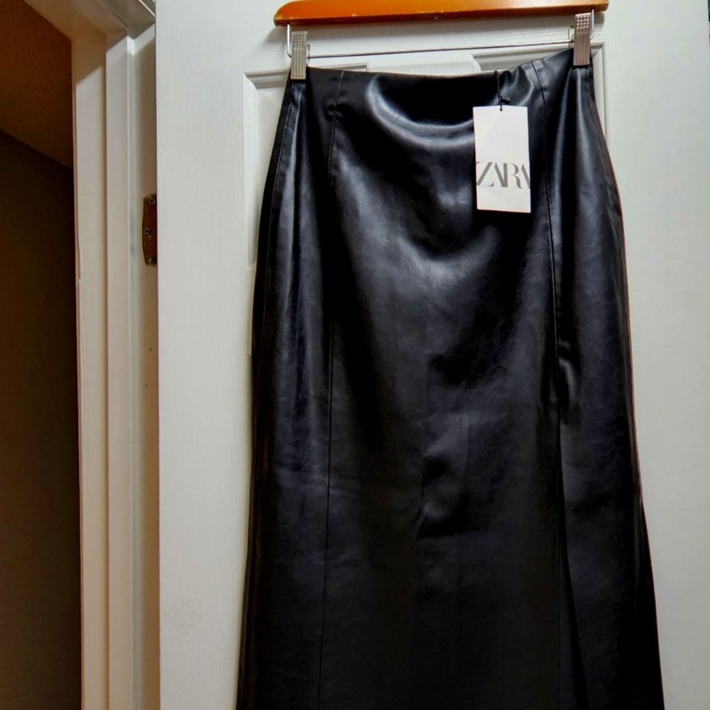 Zara Skirt